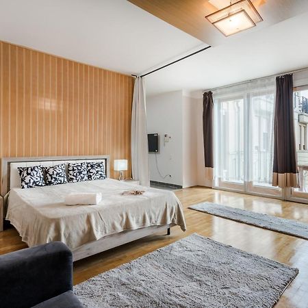 Bpr Timber Loft Home With Balcony Budapeste Exterior foto
